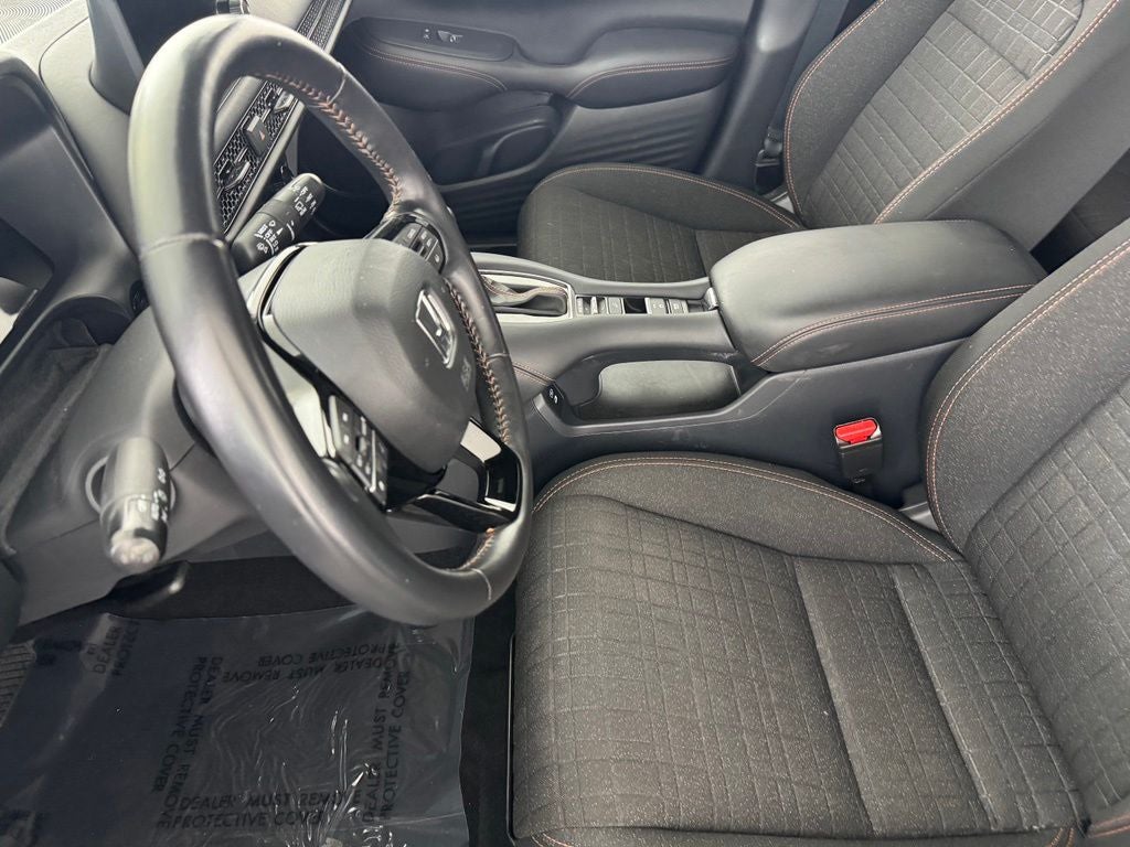 2025 Honda HR-V Sport - Photo 22