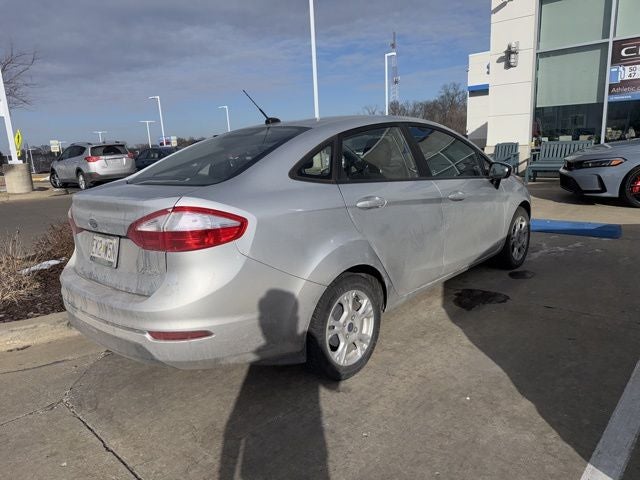 2016 Ford Fiesta SE