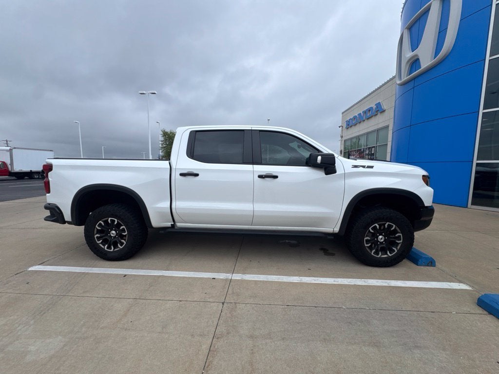 2024 Chevrolet Silverado 1500 ZR2