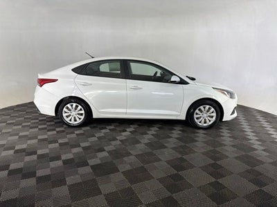 2019 Hyundai Accent SE