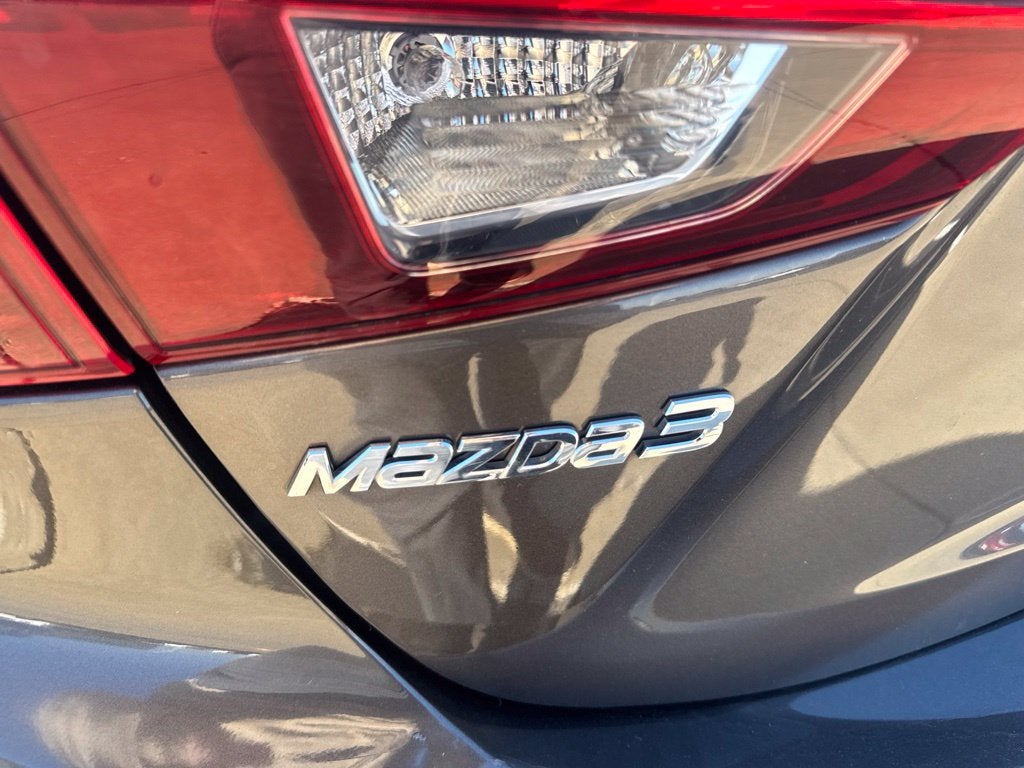 2016 Mazda Mazda3 i Sport