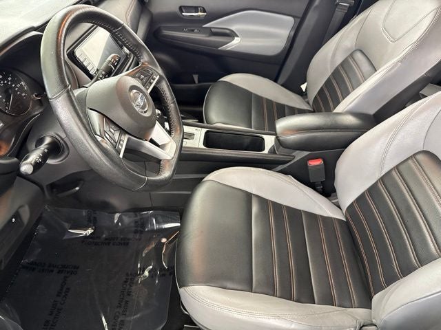2021 Nissan Kicks SR