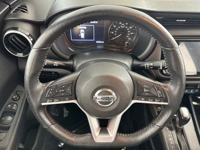 2021 Nissan Kicks SR