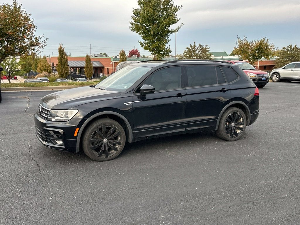 2020 Volkswagen Tiguan 2.0T SE R-Line Black