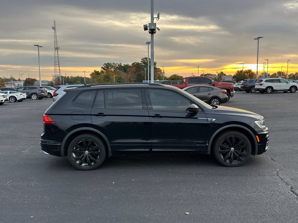 2020 Volkswagen Tiguan 2.0T SE R-Line Black