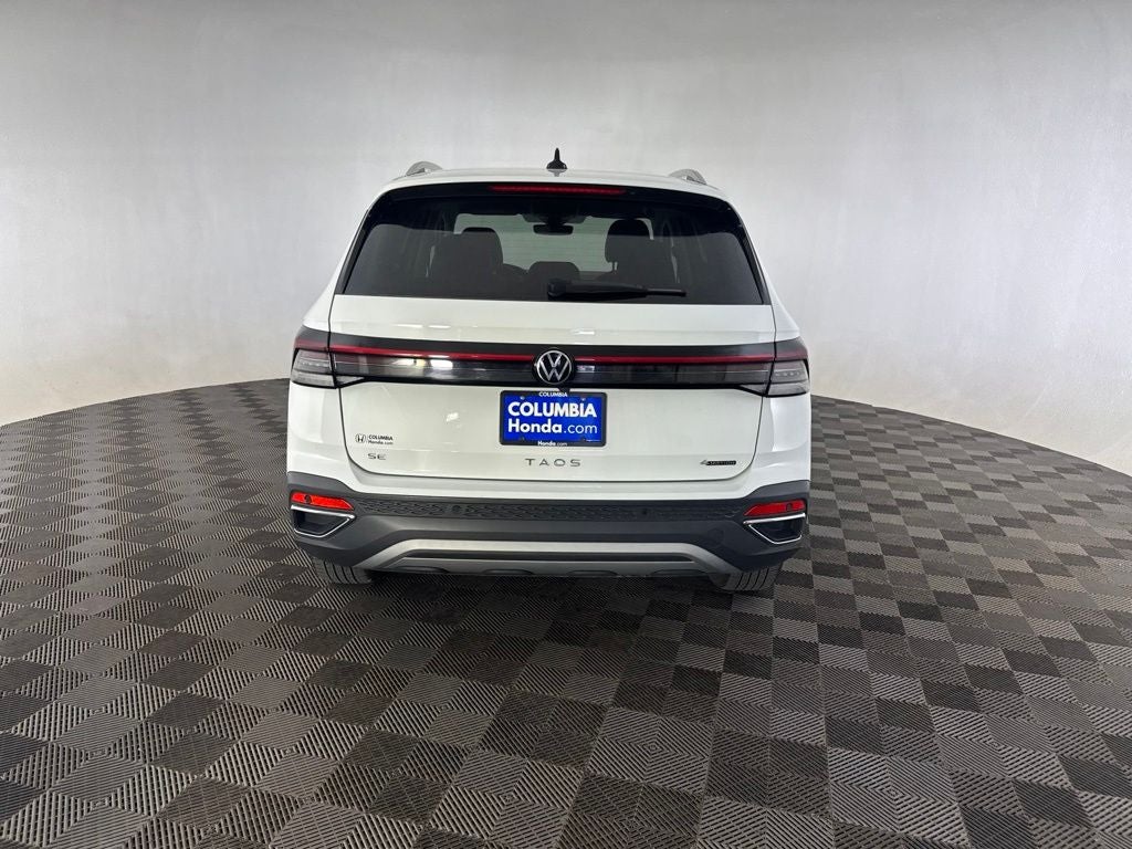 2025 Volkswagen Taos 1.5T SE