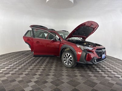 2025 Subaru Outback Premium