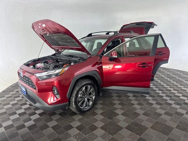2022 Toyota RAV4 Hybrid XLE Premium