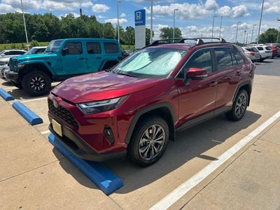 2022 Toyota RAV4 Hybrid XLE Premium