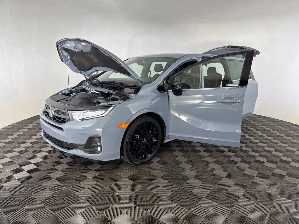 2025 Honda Odyssey Sport L - Photo 13