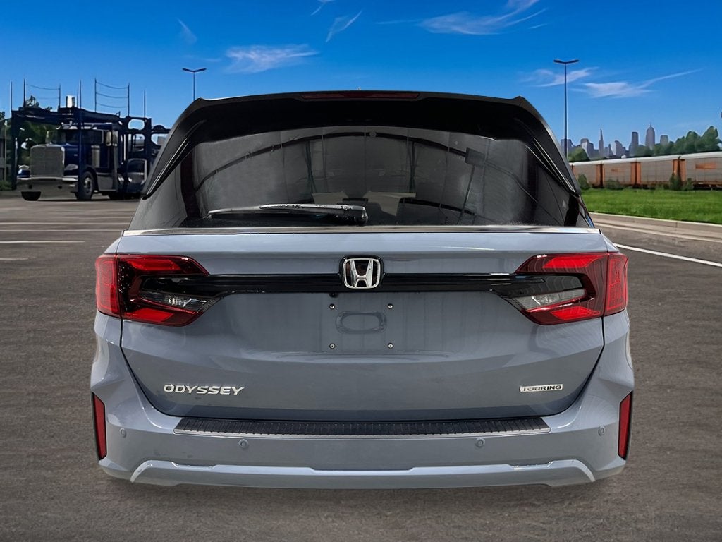 2027 Honda Odyssey Touring FWD
