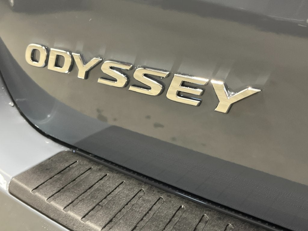 2027 Honda Odyssey Touring FWD