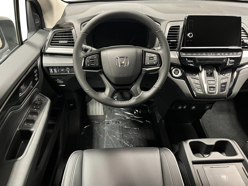 2027 Honda Odyssey Touring FWD