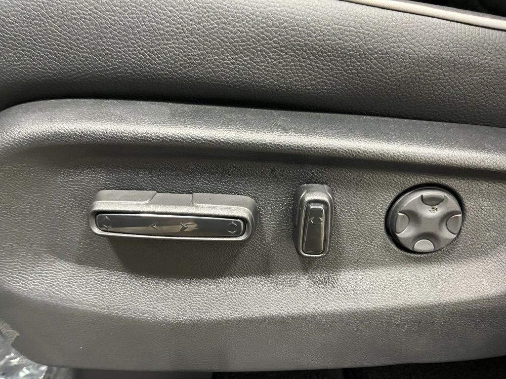2027 Honda Odyssey Touring FWD