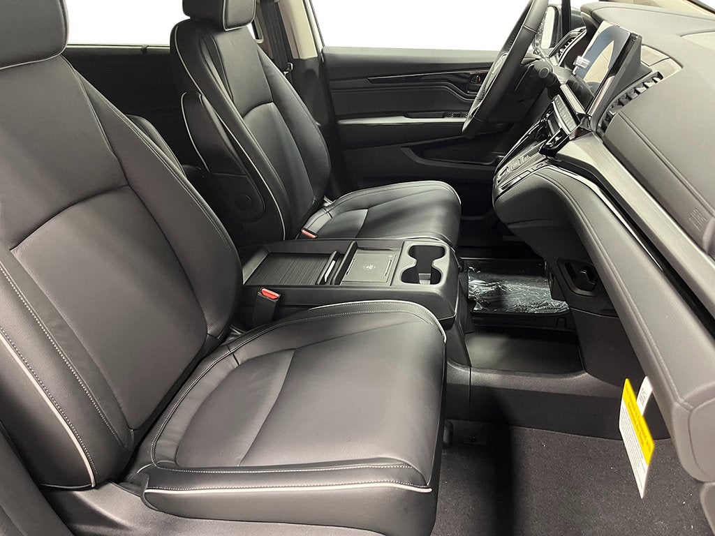 2027 Honda Odyssey Touring FWD