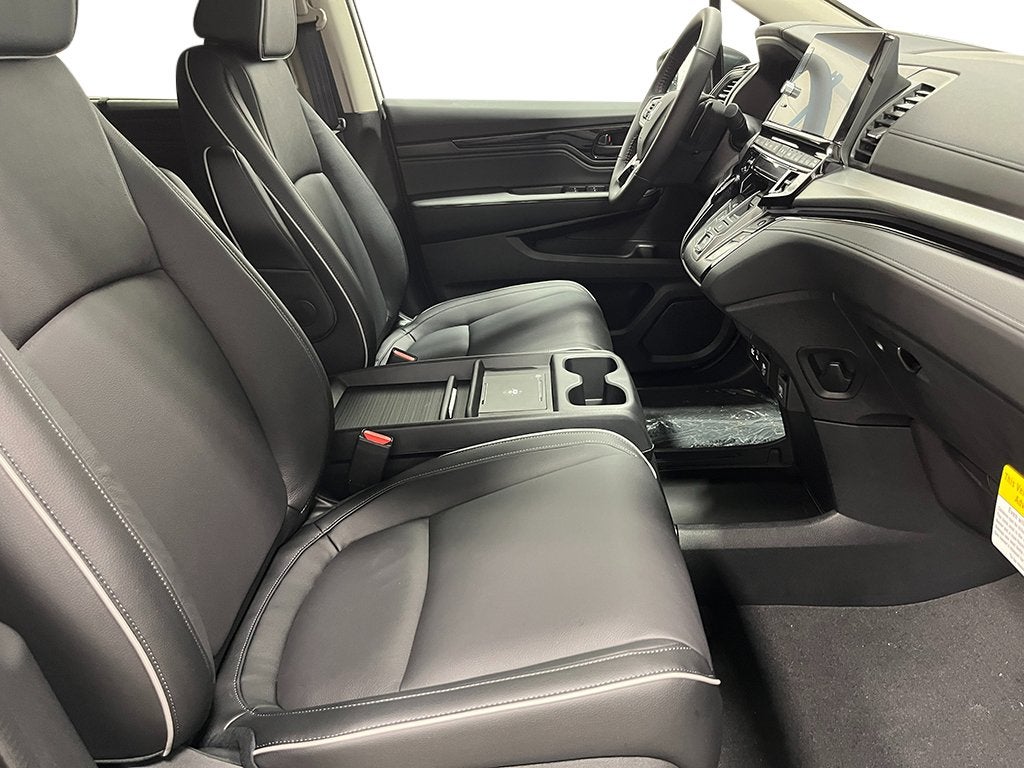 2027 Honda Odyssey Touring FWD