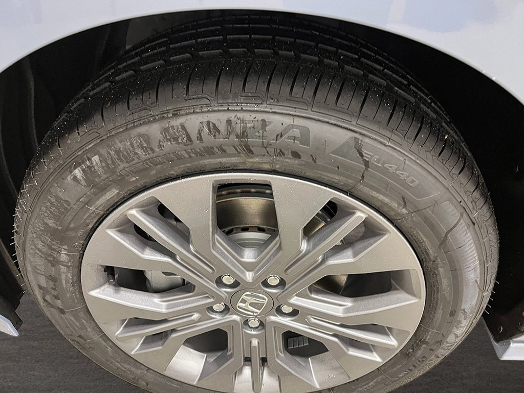 2027 Honda Odyssey Touring FWD
