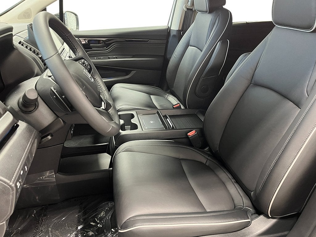 2027 Honda Odyssey Touring FWD