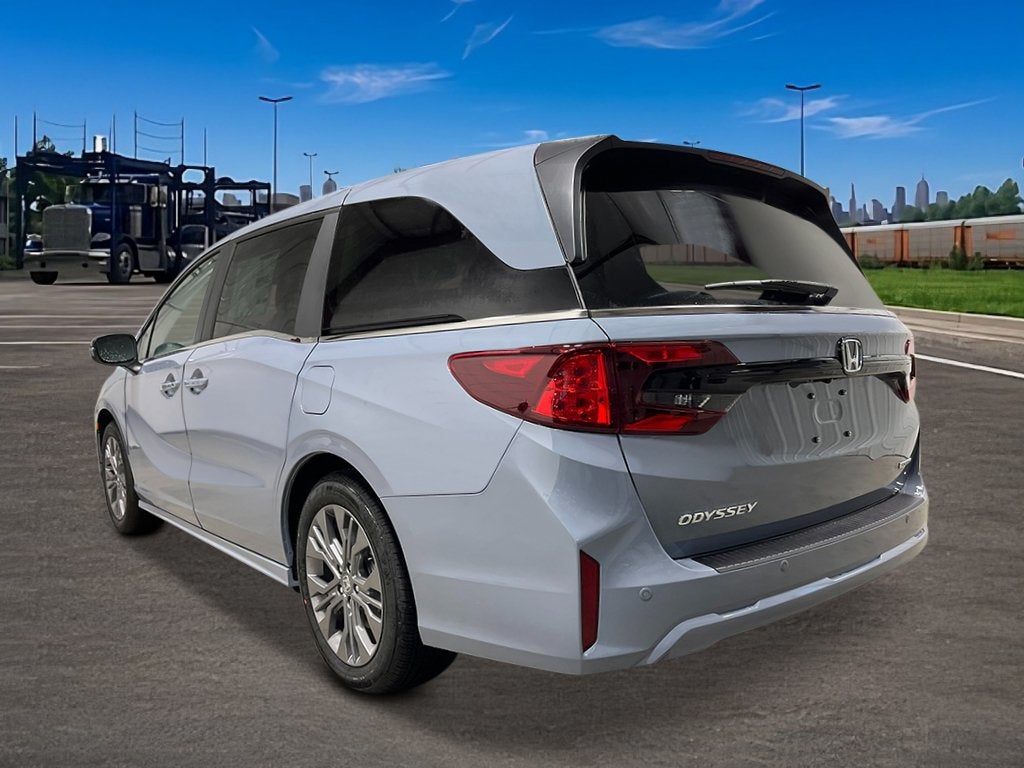 2027 Honda Odyssey Touring FWD