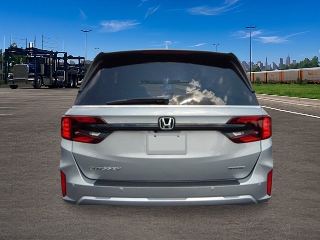 2027 Honda Odyssey Touring FWD