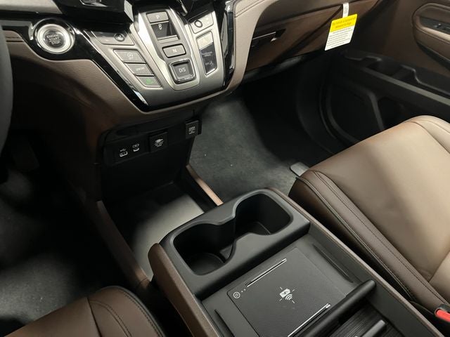 2026 Honda Odyssey Touring FWD