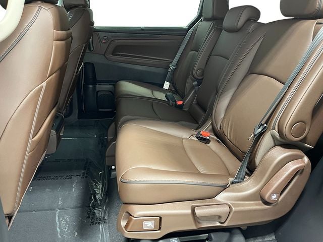 2026 Honda Odyssey Touring FWD
