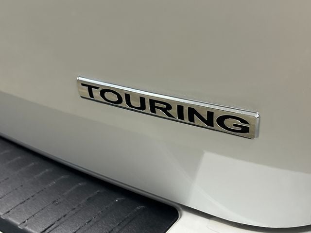 2026 Honda Odyssey Touring FWD