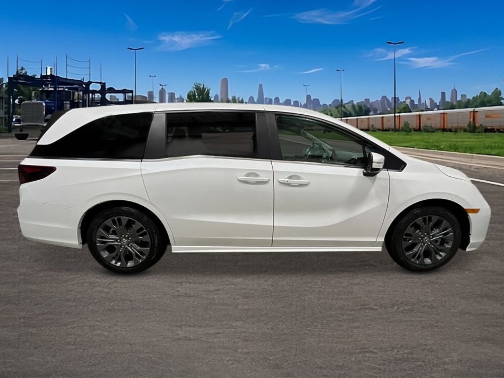 2027 Honda Odyssey Touring FWD
