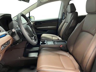 2027 Honda Odyssey Touring FWD