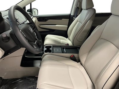 2026 Honda Odyssey Touring FWD