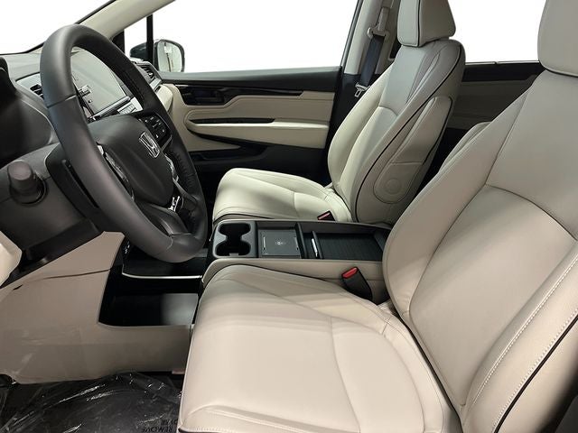 2026 Honda Odyssey Touring FWD