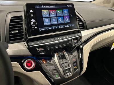 2026 Honda Odyssey Touring FWD