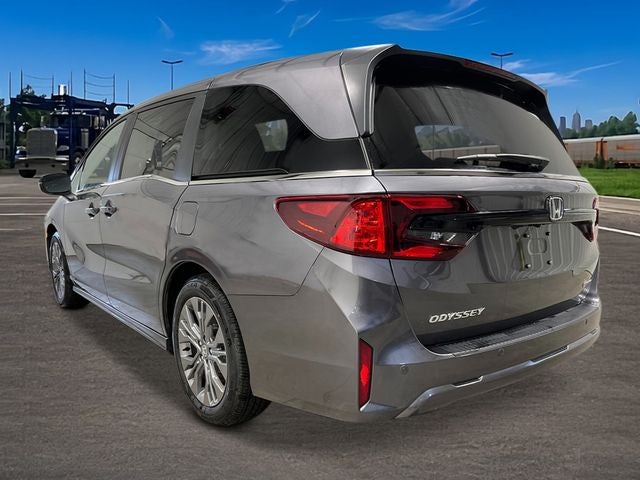 2026 Honda Odyssey Touring FWD