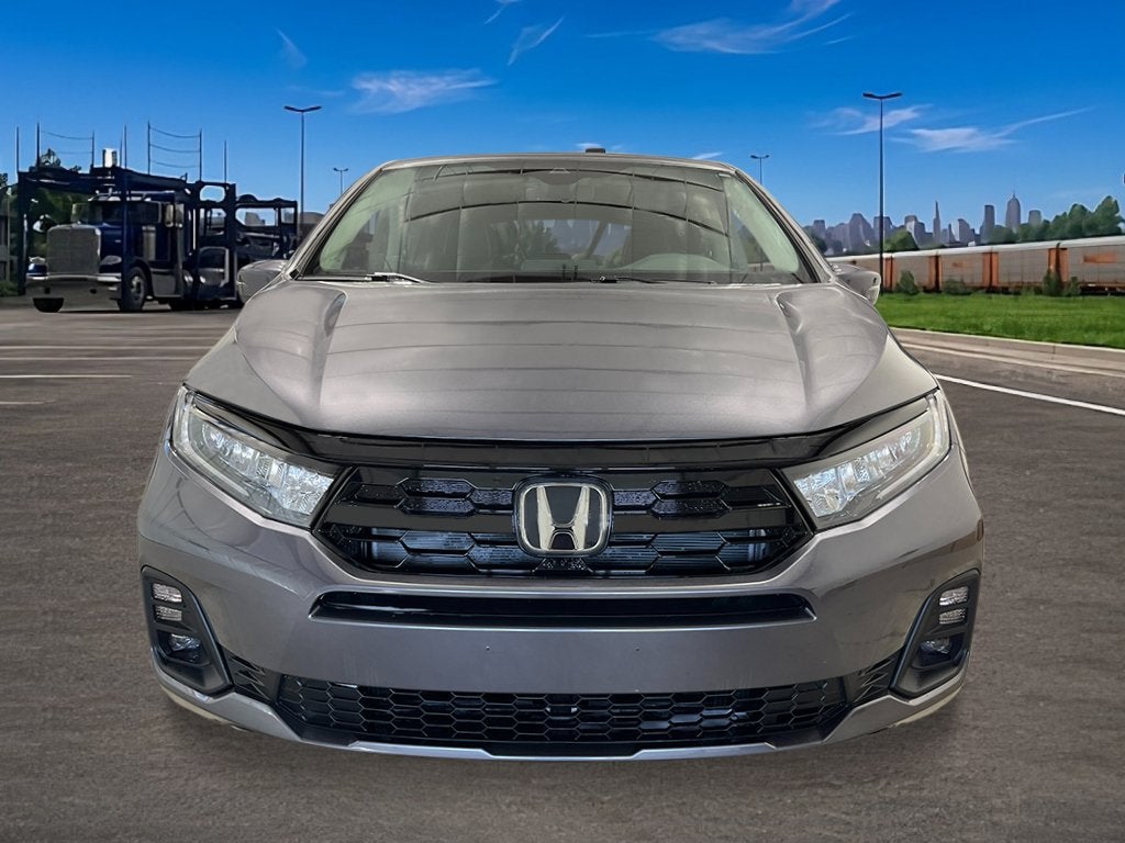 2027 Honda Odyssey Touring FWD