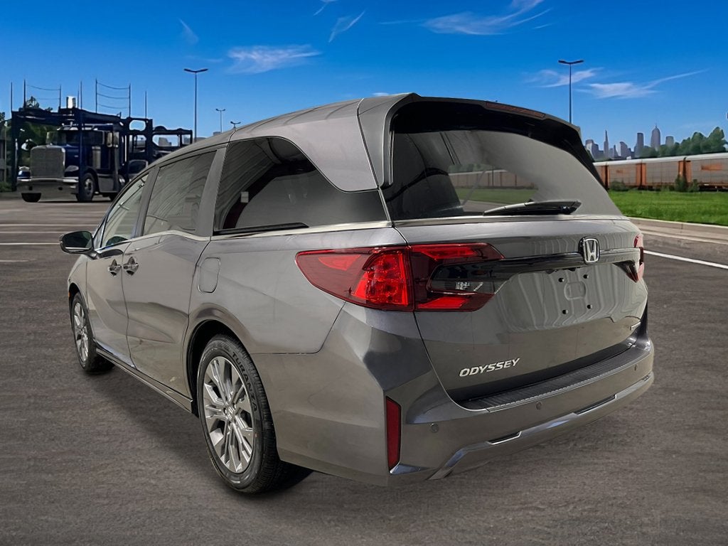 2027 Honda Odyssey Touring FWD