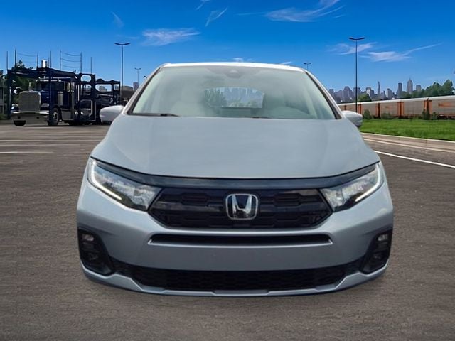 2026 Honda Odyssey Touring FWD