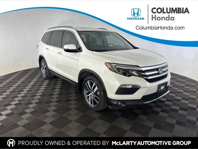 2017 Honda Pilot 4WD Elite's photo