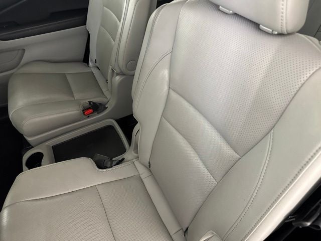 2022 Honda Pilot Elite