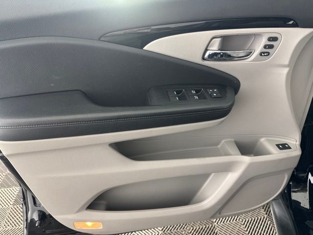 2019 Honda Pilot Touring 7 Passenger
