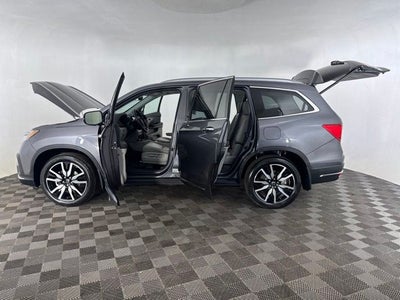2020 Honda Pilot Touring 8 Passenger