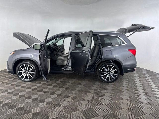 2020 Honda Pilot Touring 8 Passenger
