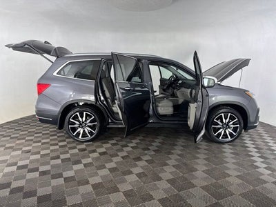 2020 Honda Pilot Touring 8 Passenger