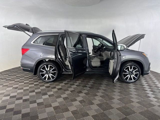 2020 Honda Pilot Touring 8 Passenger