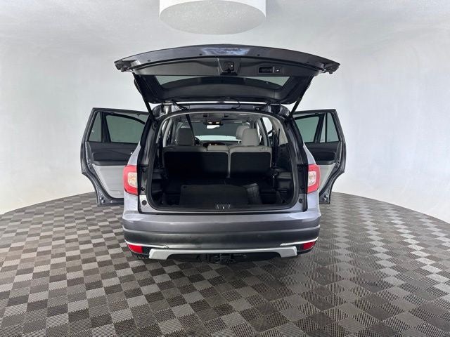 2020 Honda Pilot Touring 8 Passenger