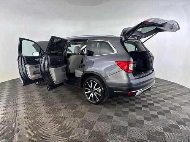 2020 Honda Pilot Touring 8 Passenger