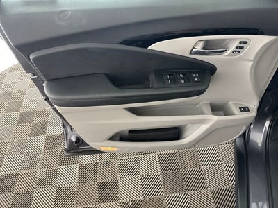 2020 Honda Pilot Touring 8 Passenger
