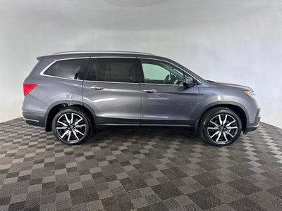 2020 Honda Pilot Touring 8 Passenger