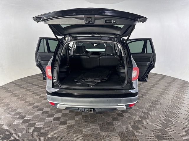 2019 Honda Pilot Touring 8 Passenger