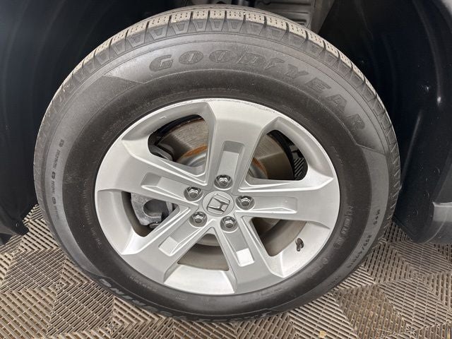 2023 Honda Pilot AWD LX