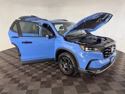 2025 Honda Pilot AWD TrailSport